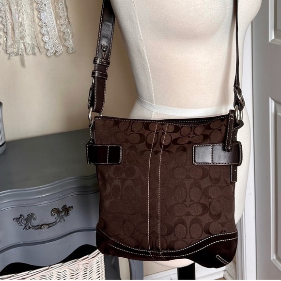 Vintage Signature Coach Crossbody Suede Canvas Brown Messenger Bag - Picture 2 of 8